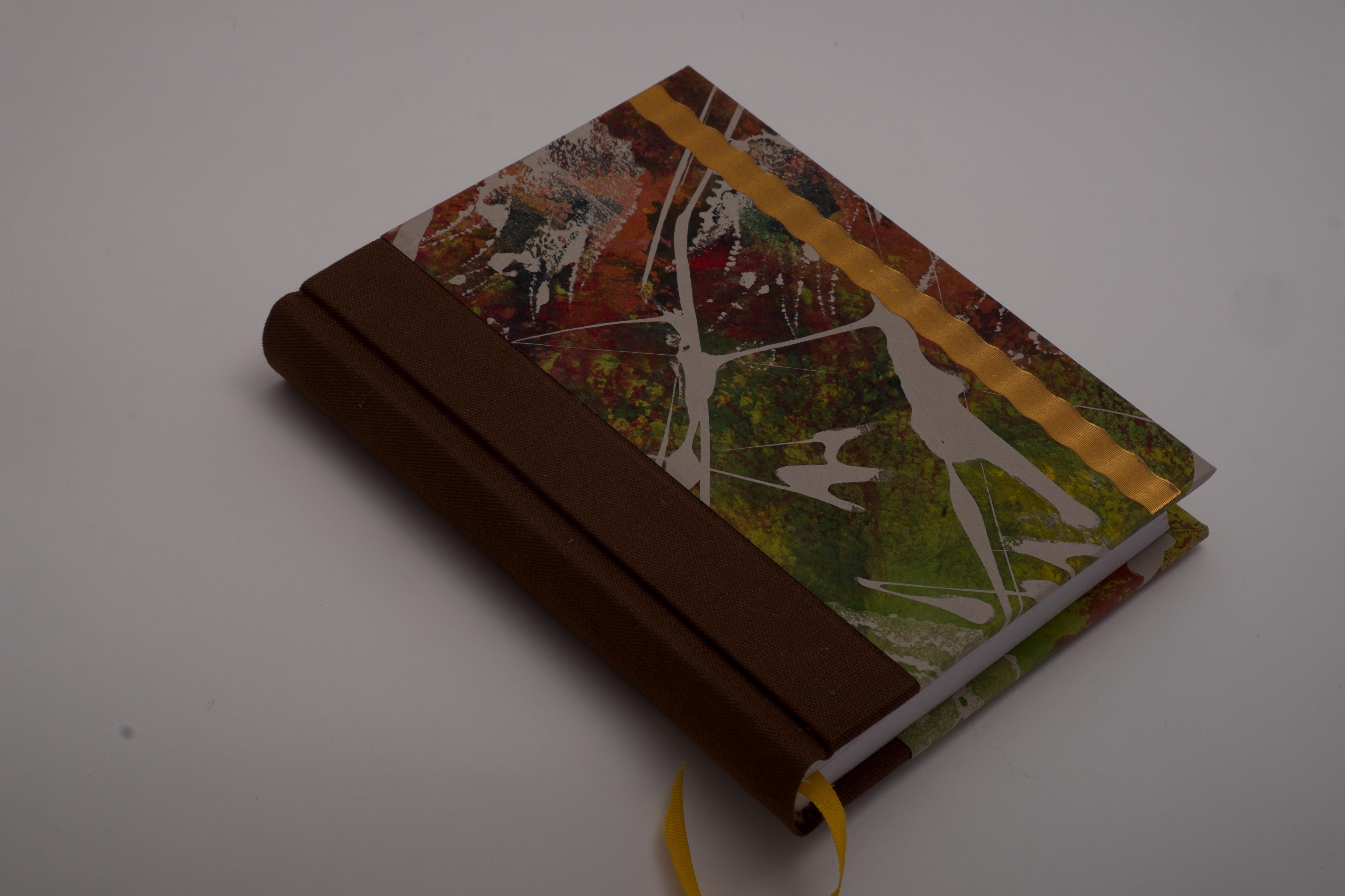 2016 Buch Farbpapier Goldprägung
